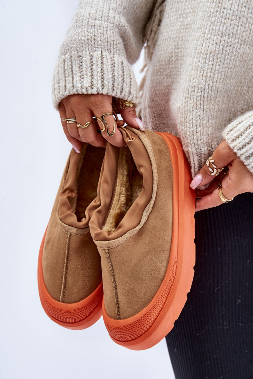 Schneestiefel Feminin mit einer Plattform Mit niedrigem Oberteil braune Farbe Izamine