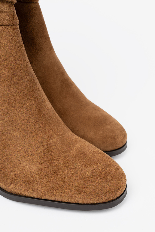 Karamellfarbe Schuhe mit gerüschtem Oberteil i obcasem Karamellfarbe Schuhe mit gerüschtem Oberteil i obcasem