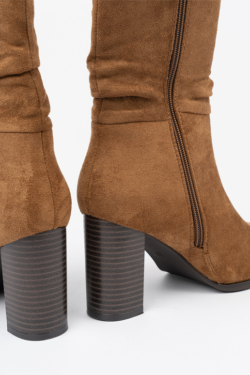 Karamellfarbe Schuhe mit gerüschtem Oberteil i obcasem Karamellfarbe Schuhe mit gerüschtem Oberteil i obcasem