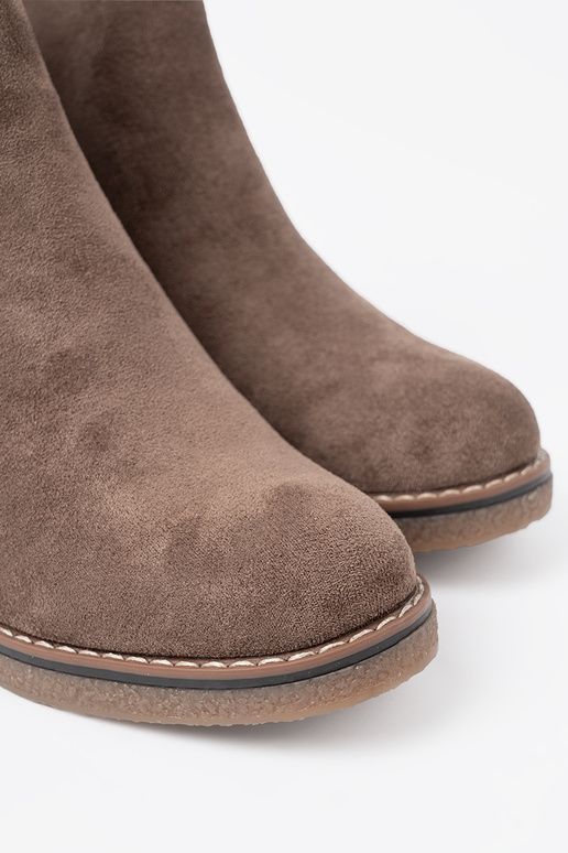 Klassisches Stilvollll dunkelBeige Schuhe auf einem stabilen Absatz Klassisches Stilvollll dunkelBeige Schuhe auf einem stabilen Absatz