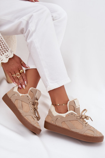 Sneakers Stilvollllschuhe Feminin mit einer Plattform sich Zuarm laufen mit Fell innen Beige Solvia