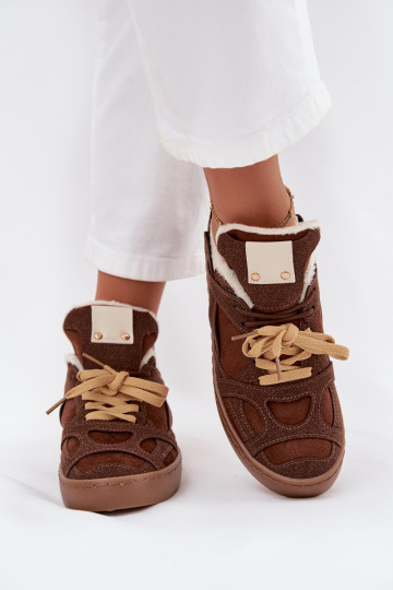 Sneakers Stilvollllschuhe Feminin mit einer Plattform sich Zuarm laufen mit Fell innen braune Farbe Solvia 2