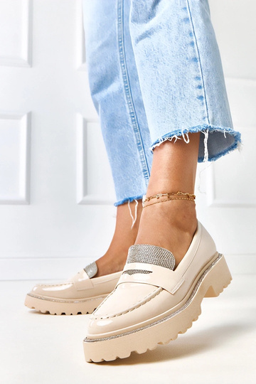Beige Lackmokassins... 2