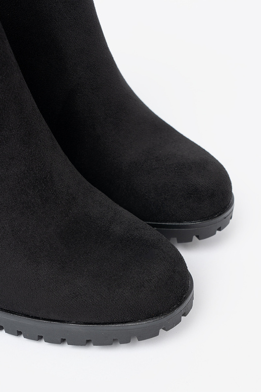 schZuarze Farbe Stiefel mit Zierschnalle