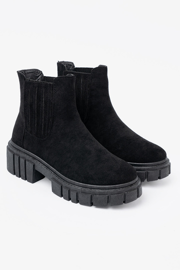 Stilvoll schZuarze Farbe Schuhe mit einer Plattform