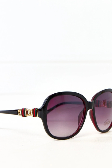 Rote Sonnenbrille Metz