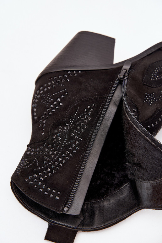 Wärmende Damen Cowboy-Stiefeletten mit Dekoration, schwarze Farbe Lelira