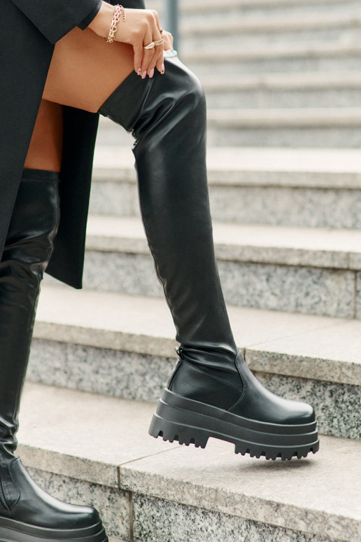Stiefel oberhalb des Knies mit einer Plattform schZuarze Farbe Zinera Stiefel oberhalb des Knies mit einer Plattform schZuarze Farbe Zinera