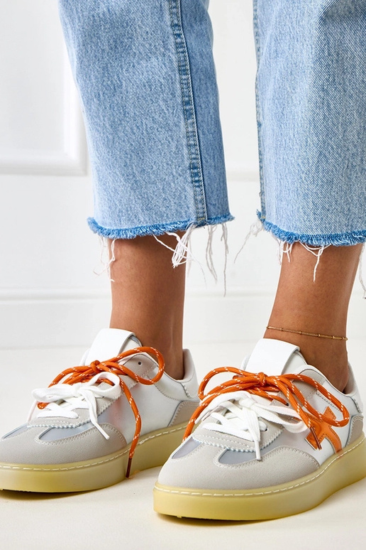 Eriksen Silberne Sneakers mit Plateau... Eriksen Silberne Sneakers mit Plateau...