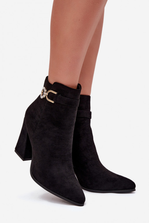 Eko INildlederstiefel mit Absatz mit Ornamenten schZuarze Farbe Lymall Eko INildlederstiefel mit Absatz mit Ornamenten schZuarze Farbe Lymall