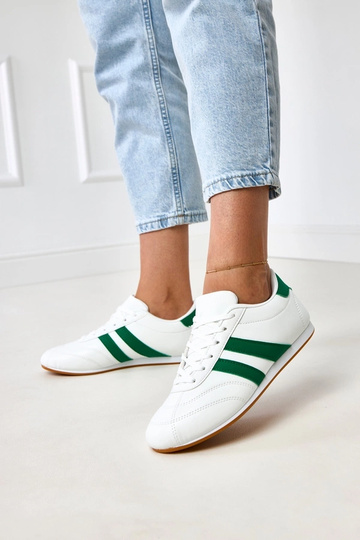 Weiße Tennisschuhe mit grünem Einsatz Mydland