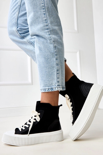 Schwarze Slip-On-Sneaker im...