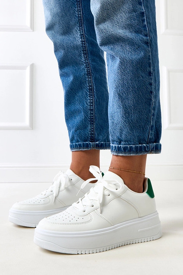 Weiße Sneakers mit...