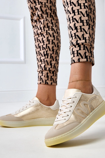 Sandfarbene Sneakers mit Plattform und goldenem Motiv Izabell 2
