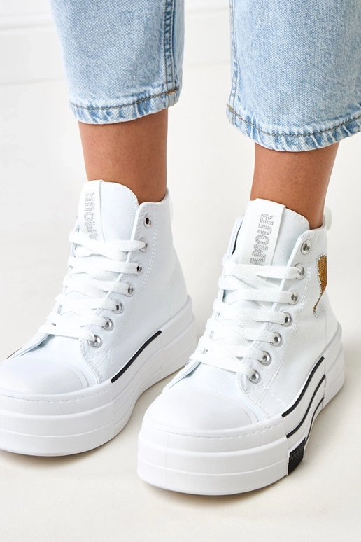 Weiße hohe Sneakers mit Plattform und... Weiße hohe Sneakers mit Plattform und...