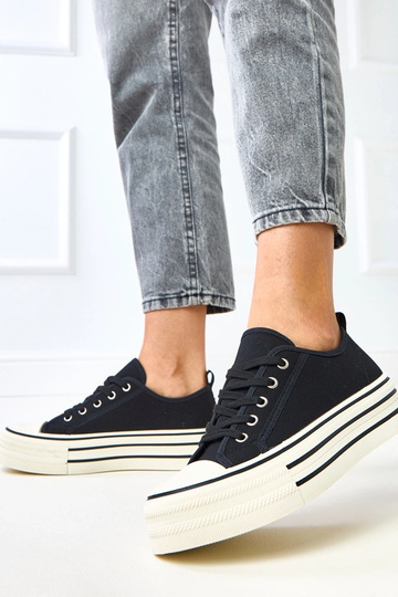 Schwarze Plattform-Sneaker... 2