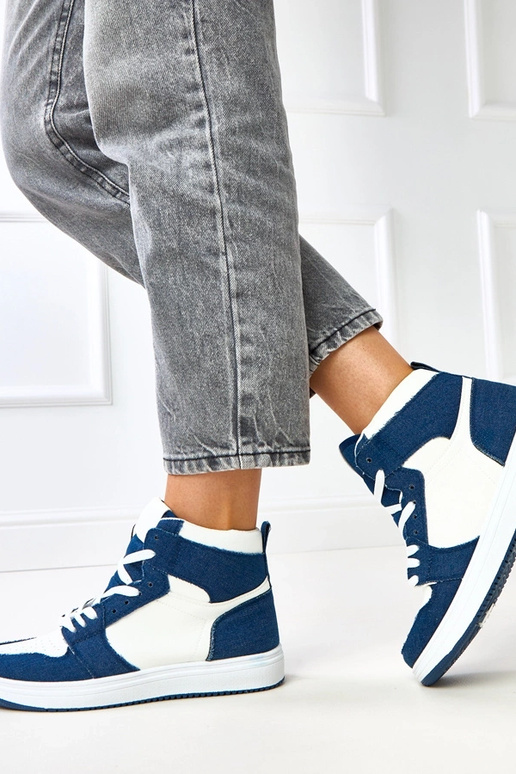 Hohe Sneakers über dem Knöchel mit...