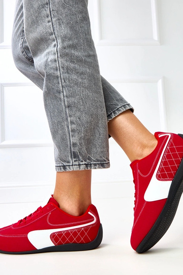 Rote Sportschuhe mit weißem... 2
