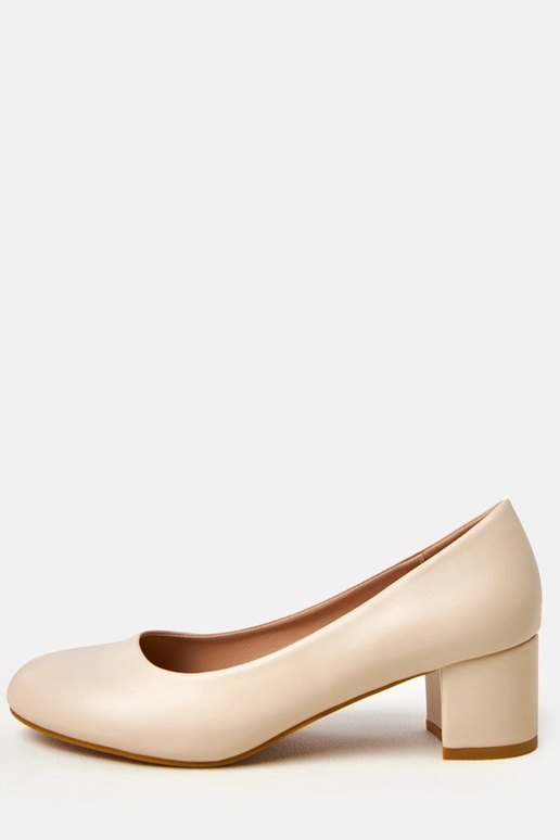 Sandfarbene flache Schuhe Polili Sandfarbene flache Schuhe Polili