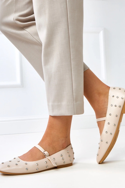 Sandfarbene Ballerinas mit Kristallen... Sandfarbene Ballerinas mit Kristallen...