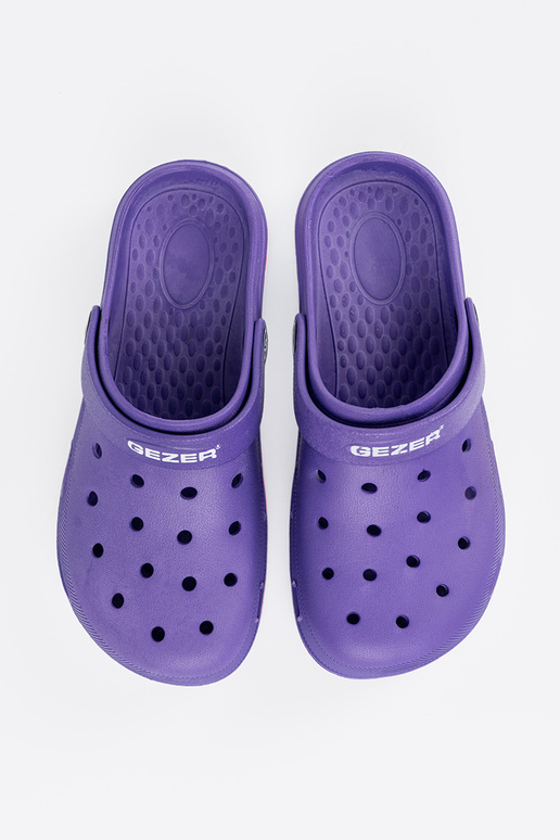 Violette Farbe Schuhe typu Crocs Violette Farbe Schuhe typu Crocs