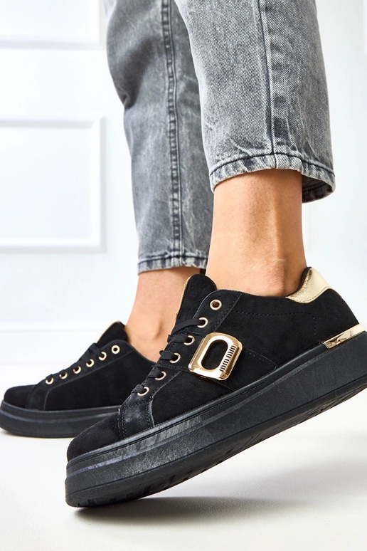 Schwarze Sneakers mit Plattform und... Schwarze Sneakers mit Plattform und...