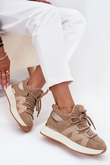 sich Zuarm laufen Sneakers Stilvollllschuhe Feminin mit einer Plattform Beige Juvira 2