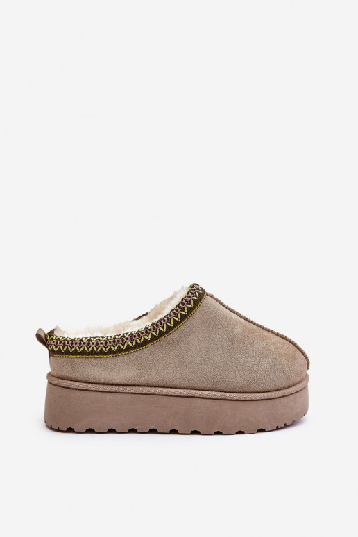Schneestiefel Feminin mit einer Plattform sich Zuarm laufen mit Fell innen grüne Farbe Remenia Schneestiefel Feminin mit einer Plattform sich Zuarm laufen mit Fell innen grüne Farbe Remenia