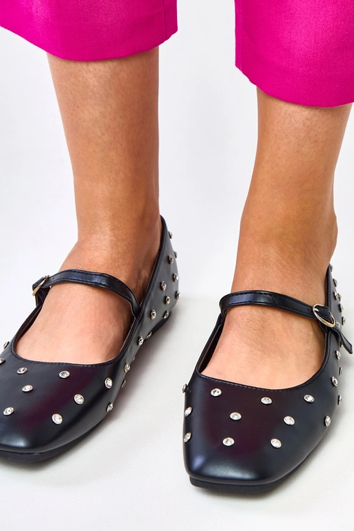 Schwarze Ballerinas mit Kristallen... Schwarze Ballerinas mit Kristallen...