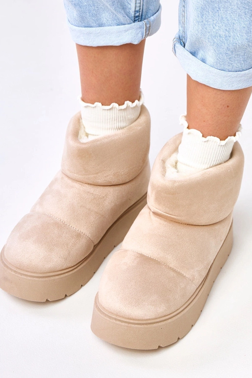 Helle sandfarbene gefütterte...