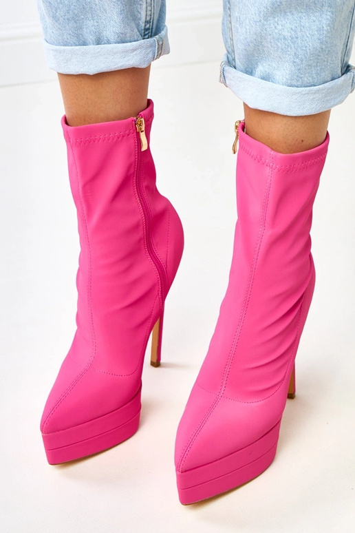 Rosa Satin-Stiefeletten auf Absatz...