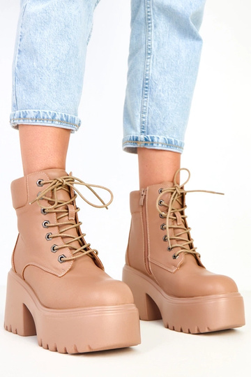 Janja sandfarbene...