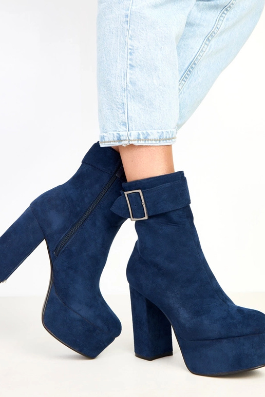 Costa dunkelblaue Stiefeletten auf... Costa dunkelblaue Stiefeletten auf...