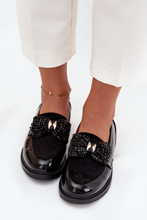 Lackierte Mokassins für Damen mit Schleifen S.Barski HY51-319 in Schwarz Lackierte Mokassins für Damen mit Schleifen S.Barski HY51-319 in Schwarz