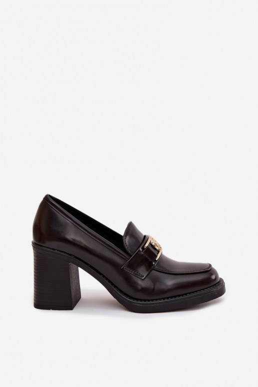 Schuhe Feminin mit Absätzen Ze goldene Farbem Detalem CzekoladoZue Privelle