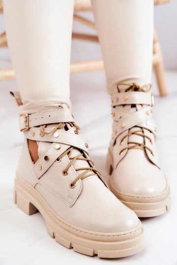 Haut Feminin Stiefel Mit Ausschnitten elfenbeinfarbe Everly