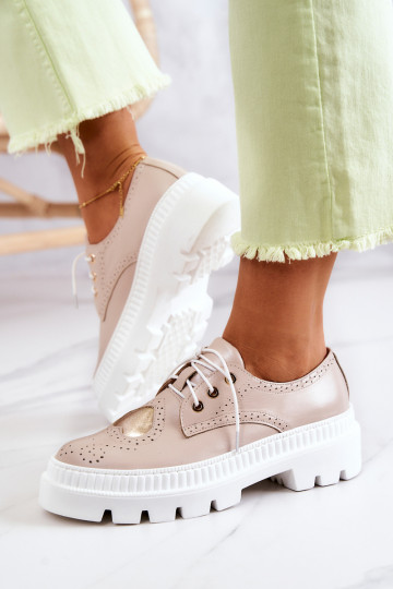 Sandfarbene Lederschuhe mit Herzmotiven Curtis 2