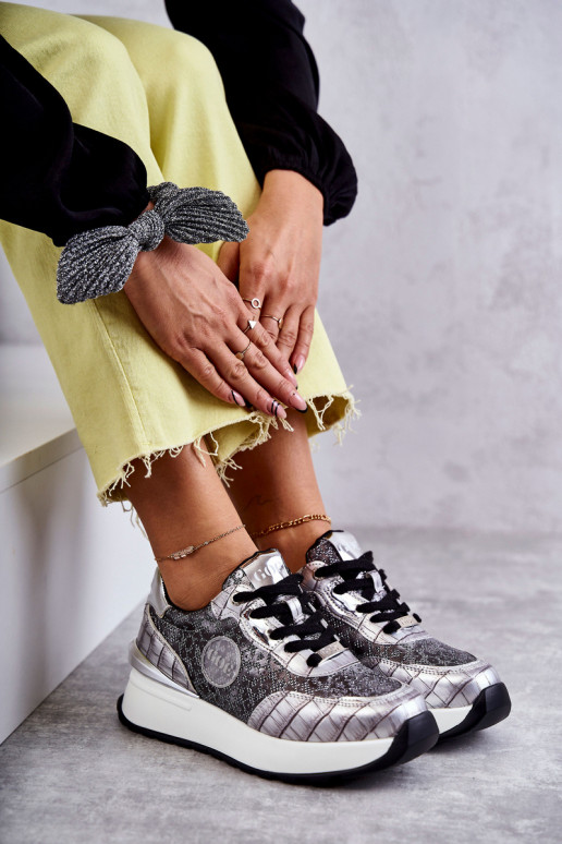 Feminin Turnschuhe Auf einem Keil GOE KK2N4083 Silberfarbe Feminin Turnschuhe Auf einem Keil GOE KK2N4083 Silberfarbe