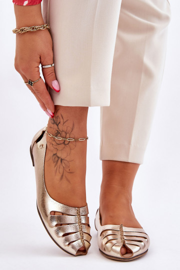 Zazoo 10009 Bequeme Ballerinas aus Ermöglichtturleder Feminin goldene Farbe