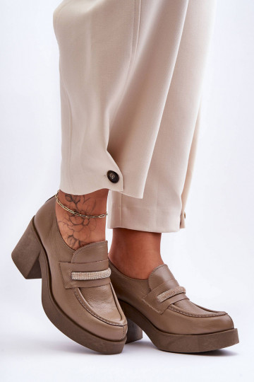 Lederpumps mit Absatz und Ornamenten in Sandfarbe Lemar Gelanor