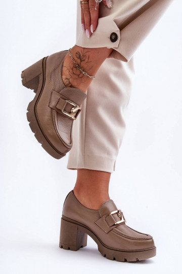 Elegante Pumps mit Absatz und Ornamenten in Sandfarbe Lemar Harmell 2