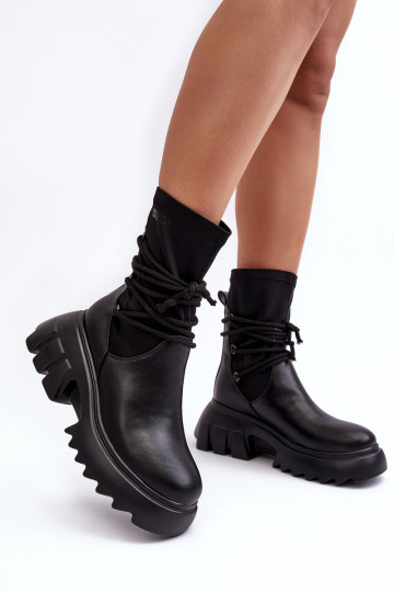 Stiefel mit einer Plattform mit stilvollen Details schZuarze Farbe Big Star MM274590 2