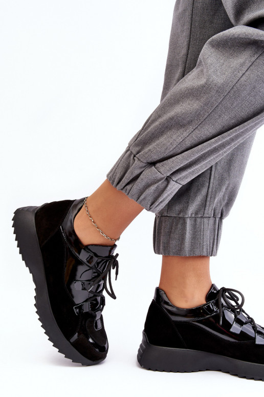 Haut mit Lackeffekt Turnschuhe Feminin M01/2 Zazoo schZuarze Farbe Haut mit Lackeffekt Turnschuhe Feminin M01/2 Zazoo schZuarze Farbe