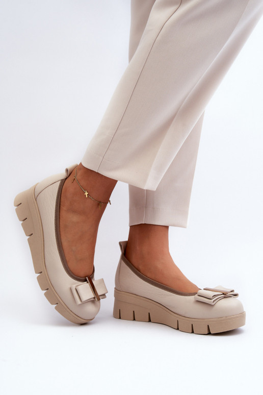 Ballerinas Haut mit einer Plattform mit Ornamenten Creme farben LeZuski 3384 Ballerinas Haut mit einer Plattform mit Ornamenten Creme farben LeZuski 3384