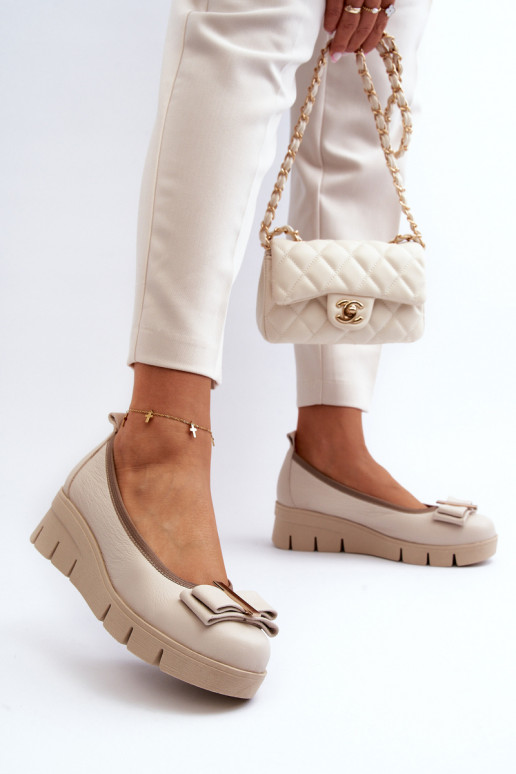 Ballerinas Haut mit einer Plattform mit Ornamenten Creme farben LeZuski 3384 Ballerinas Haut mit einer Plattform mit Ornamenten Creme farben LeZuski 3384