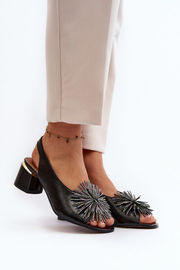 Damensandalen mit Ornamenten Laura Messi 2719 schZuarze Farbe 2