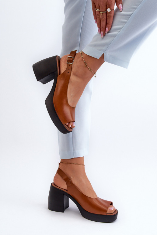 Zazoo 40376 Damensandalen Auf massiven Absätzen braune Farbe Zazoo 40376 Damensandalen Auf massiven Absätzen braune Farbe