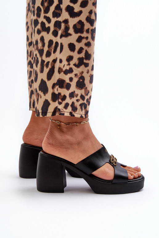 Zazoo 40419 Lederhausschuhe Feminin Mit Ausschnitten Und Dekoration schZuarze Farbe Zazoo 40419 Lederhausschuhe Feminin Mit Ausschnitten Und Dekoration schZuarze Farbe