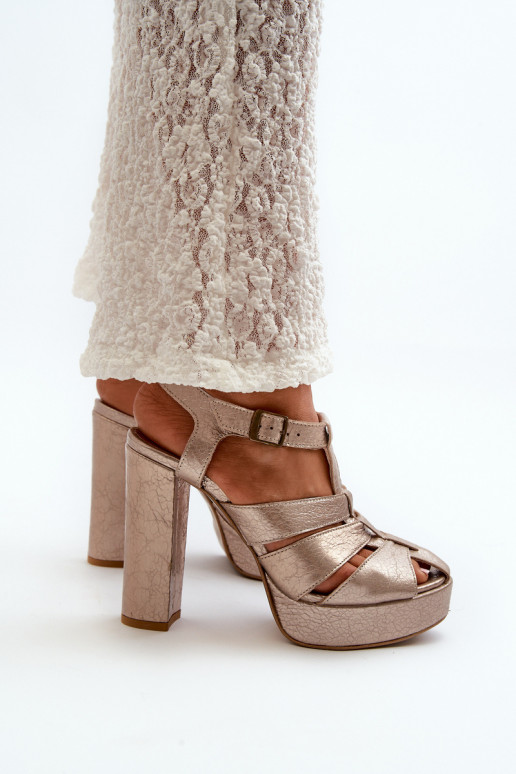 Damen-Sandalen mit hohen Absätzen Haut Es mussciejka 06050-25 goldene Farbe Damen-Sandalen mit hohen Absätzen Haut Es mussciejka 06050-25 goldene Farbe