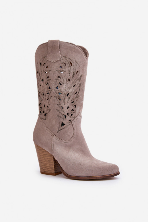 mit durchbrochenen Elementen Stiefel Mittlere INade mit Absätzen aus INildleder LeZuski 3609 Cappuccino-Farbe mit durchbrochenen Elementen Stiefel Mittlere INade mit Absätzen aus INildleder LeZuski 3609 Cappuccino-Farbe